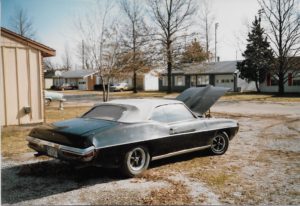 1970 Pontiac GTO Convertible-85 right rear bent bumper